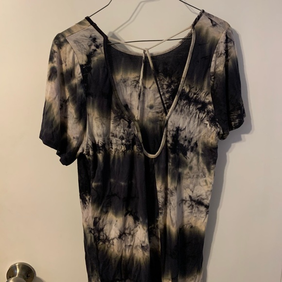 Tie Dye Tunic with Open Back - Picture 2 of 2